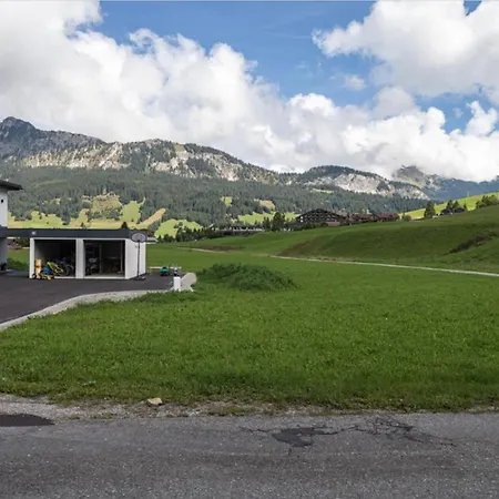 Toskanahaus, Njualms Apartment