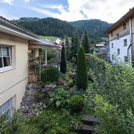 Toskanahaus, Njualms Apartment *