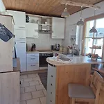 Toskanahaus, Njualms דירה
